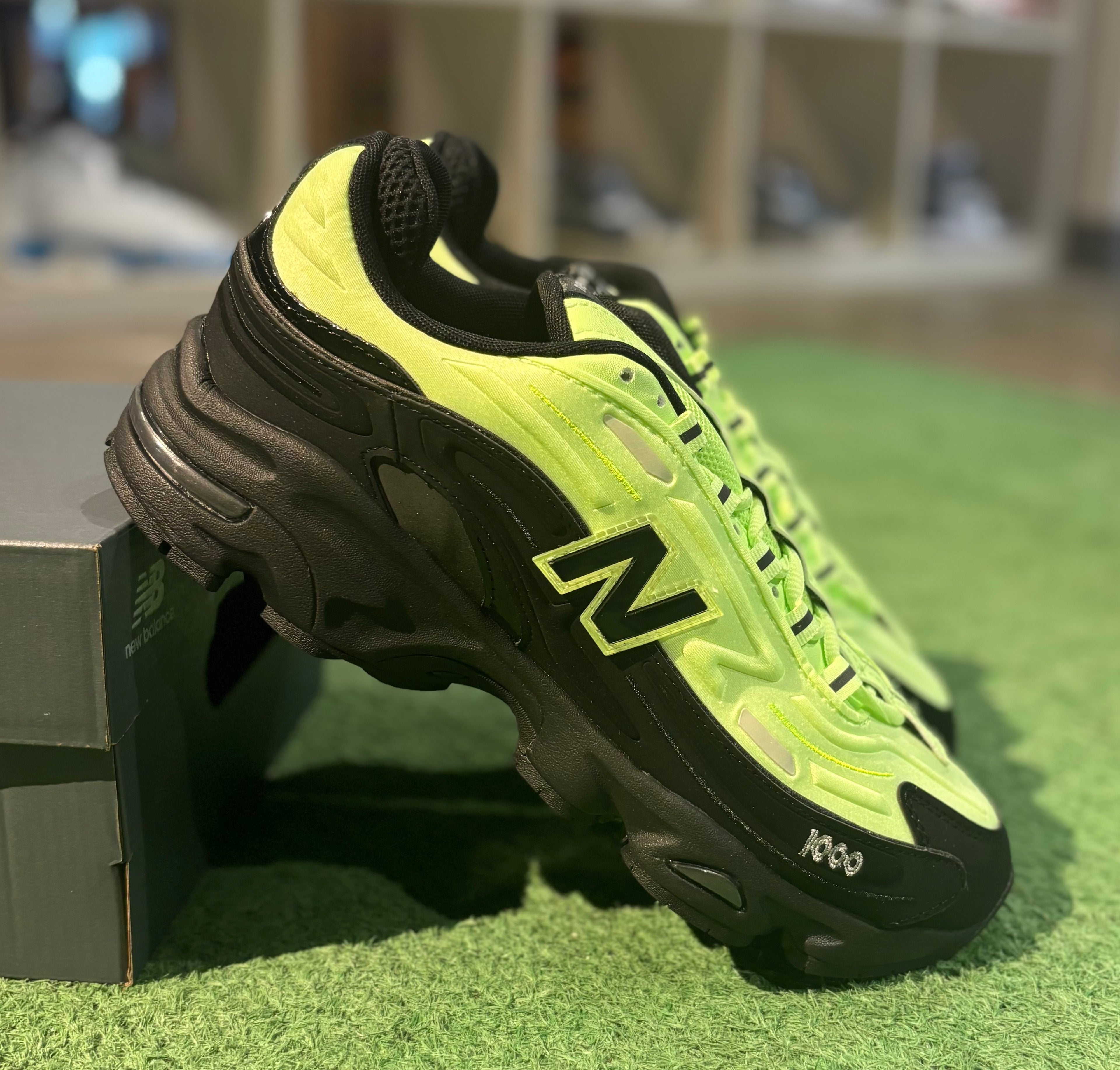 New Balance Black Green