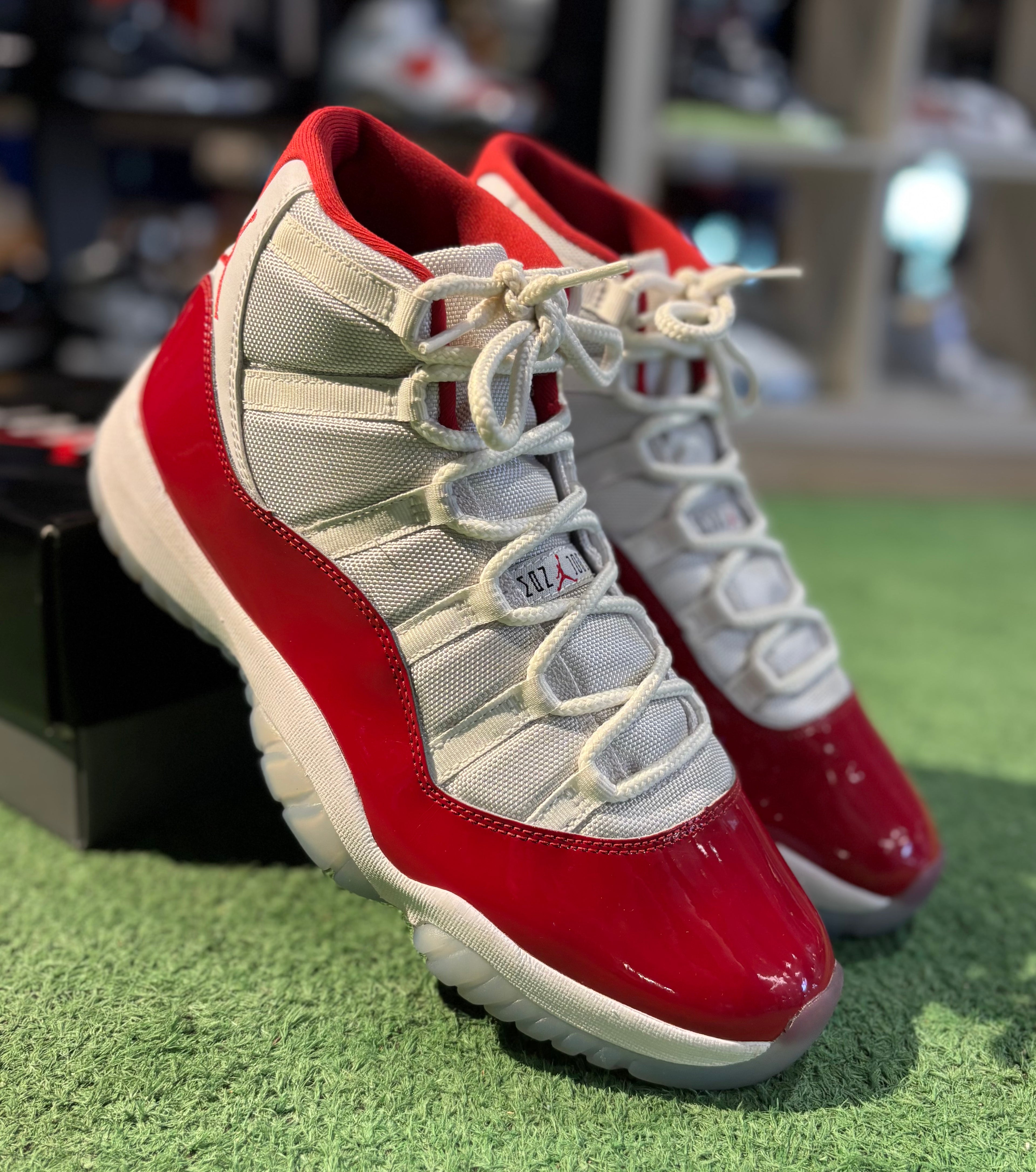 Jordan 11 Cherry