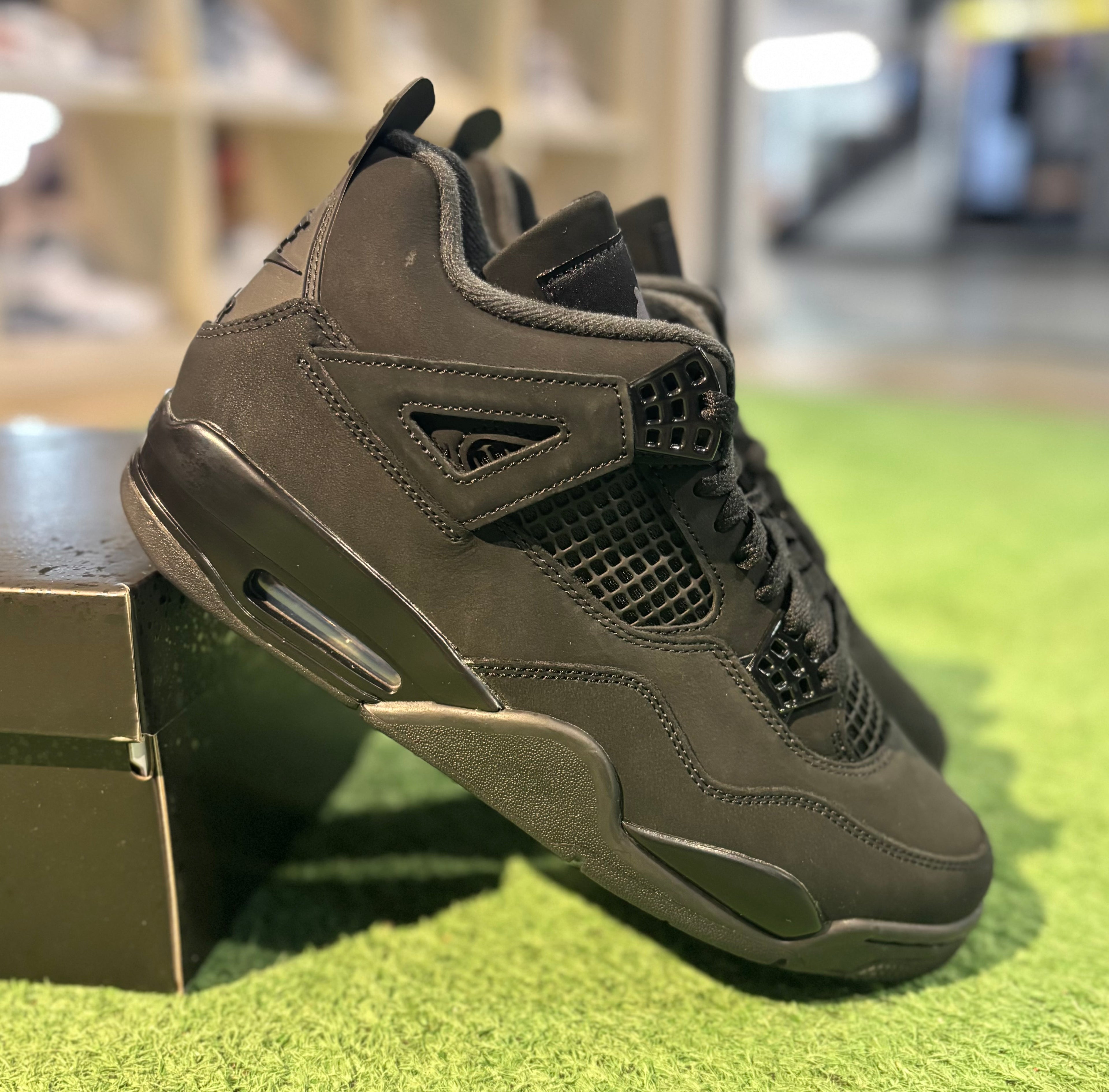 Jordan 4 Black Cat
