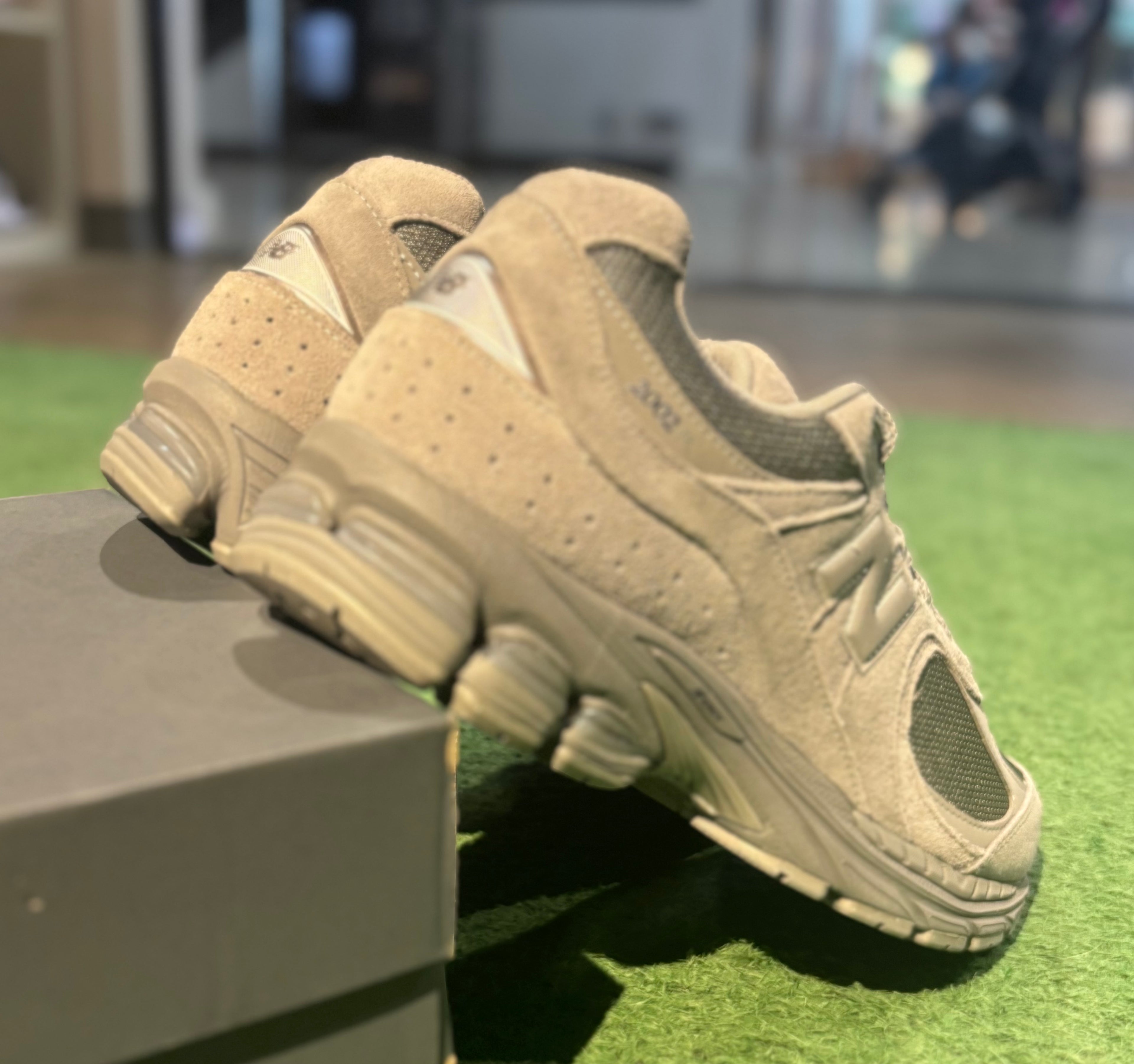 New Balance 2002R Grey/Grey