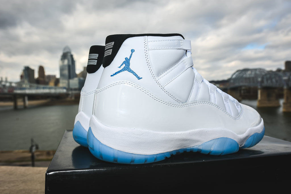 Jordan 11 Legend Blue