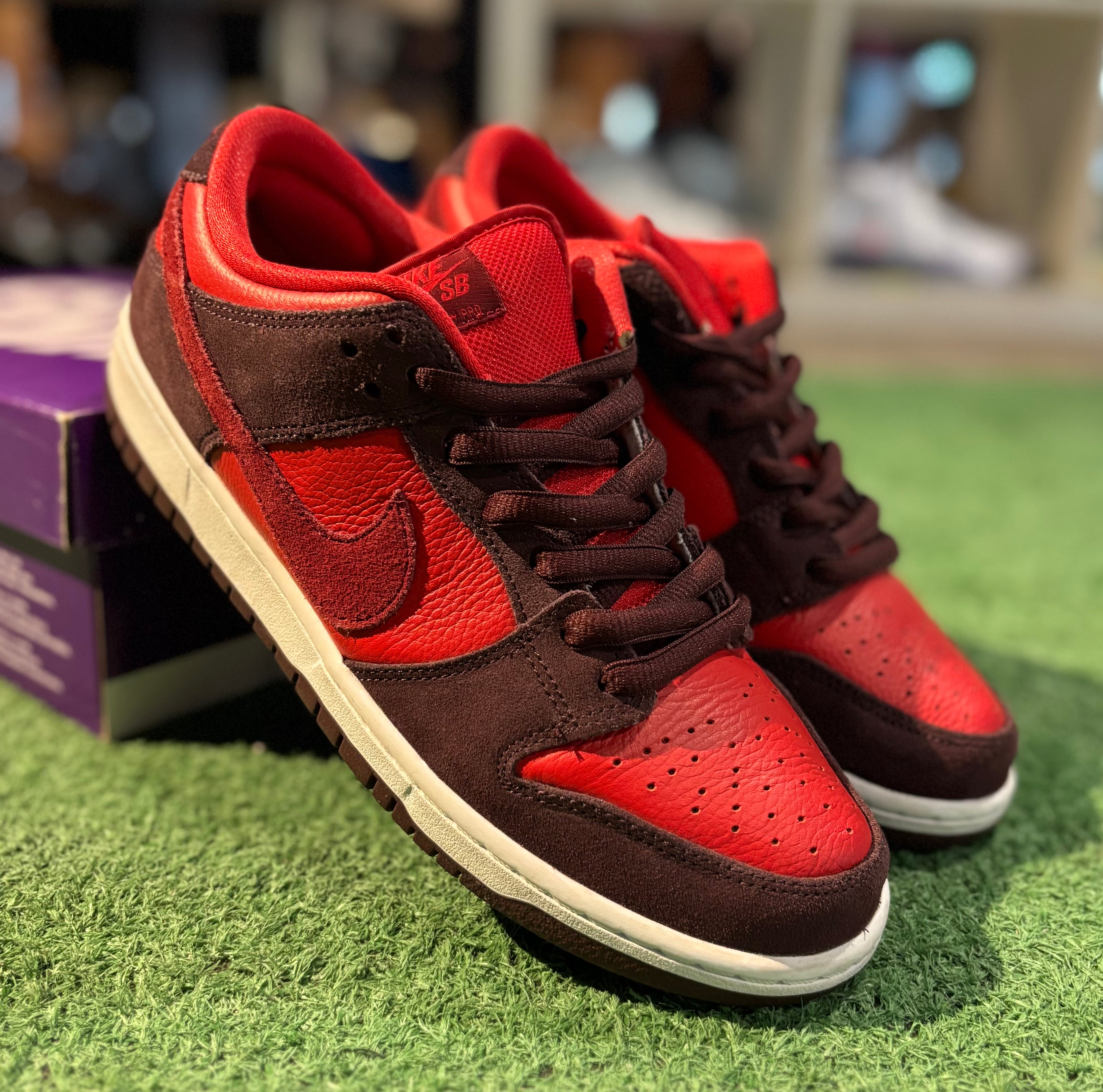 Nike Dunk SB Cherry (VNDS)