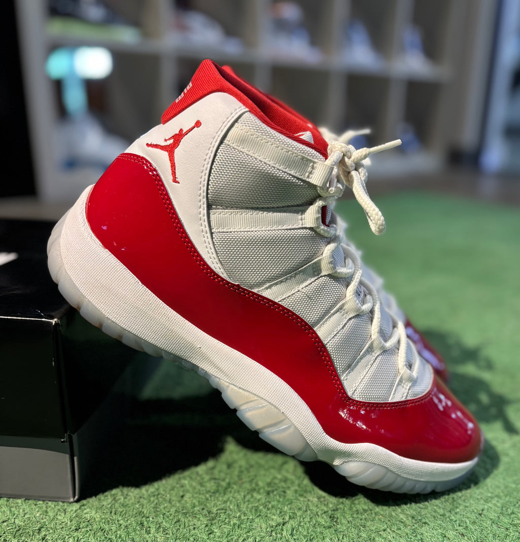 Jordan 11 Cherry