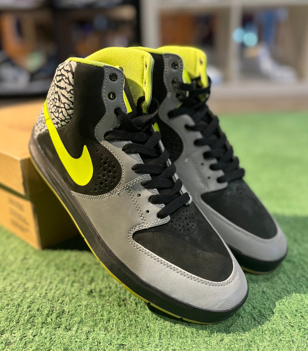 Nike Paul Rodriguez 7 High Metallic Silver (Autographed)