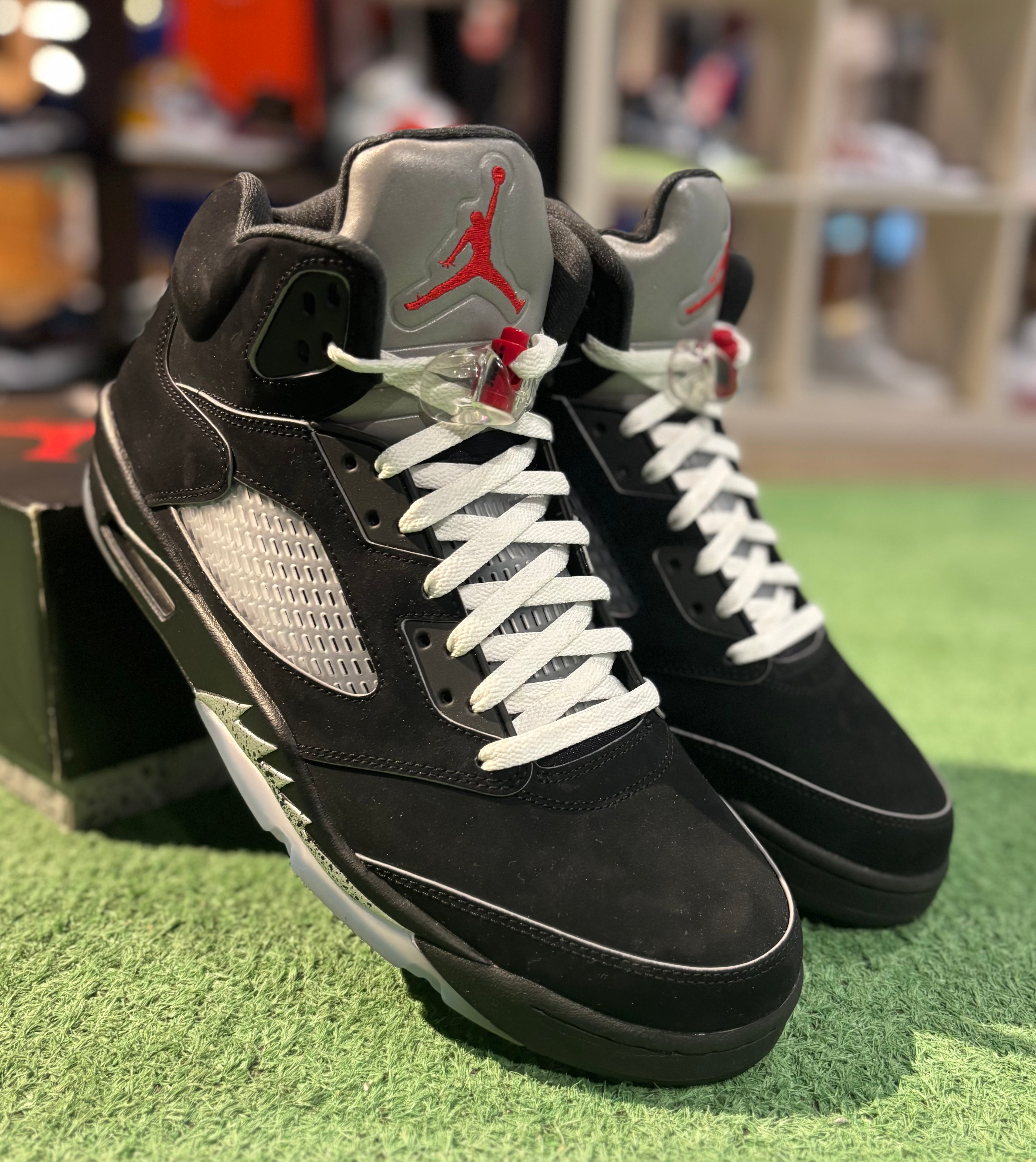 Jordan 5 Black Metallic (Used)