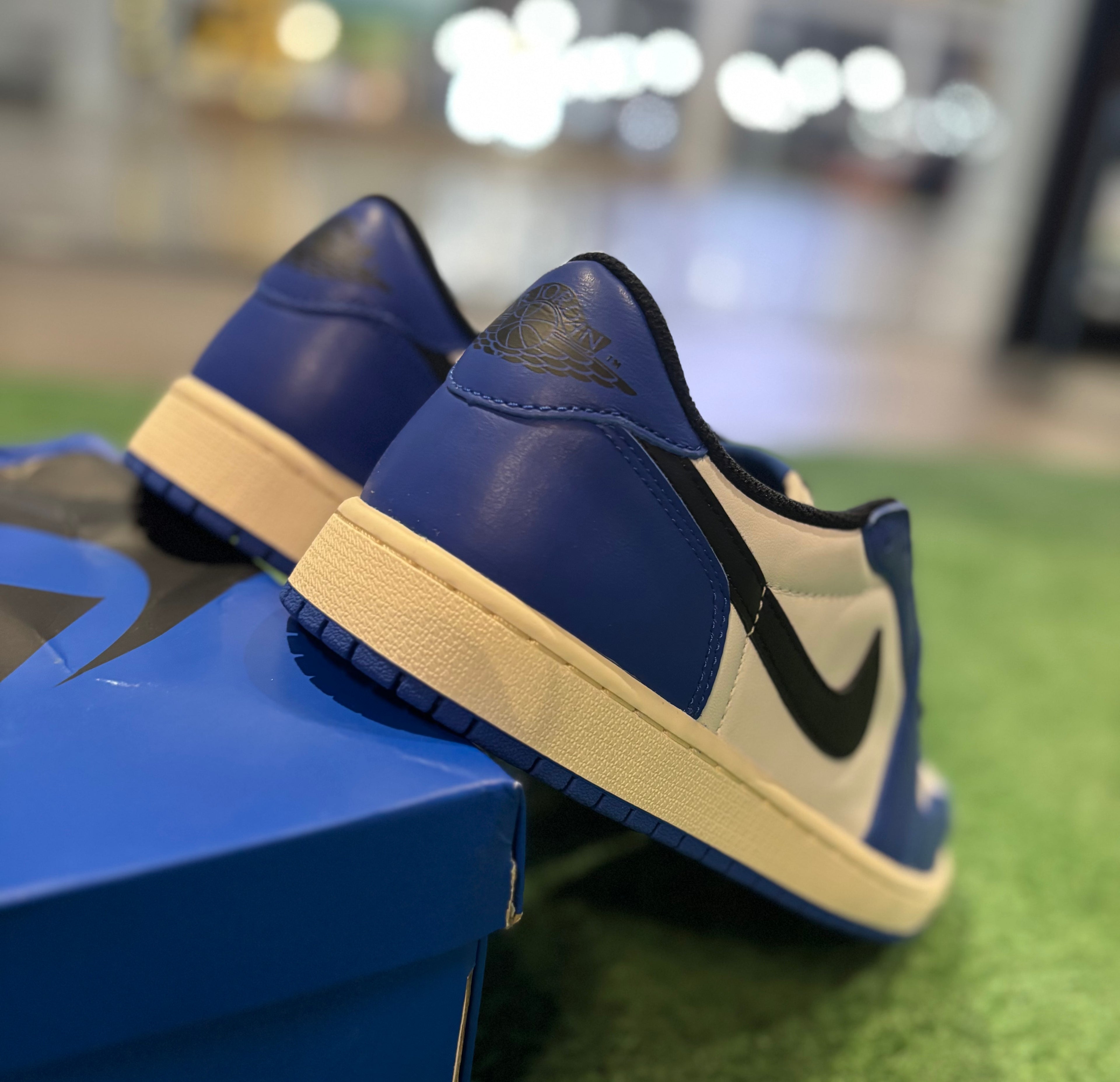 Jordan 1 Low Game Royal