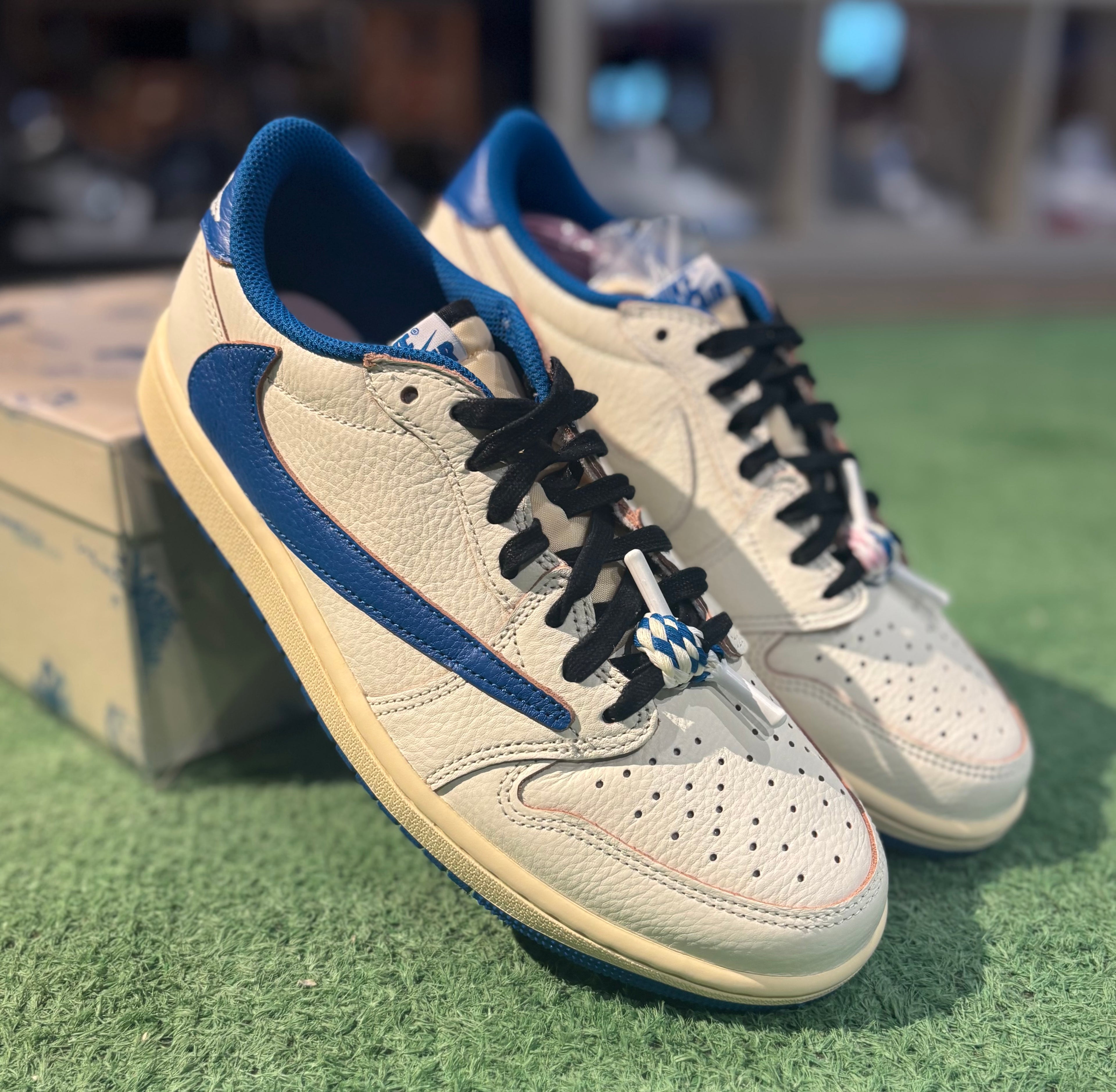 Jordan 1 Low Travis Scott Sail Military Blue