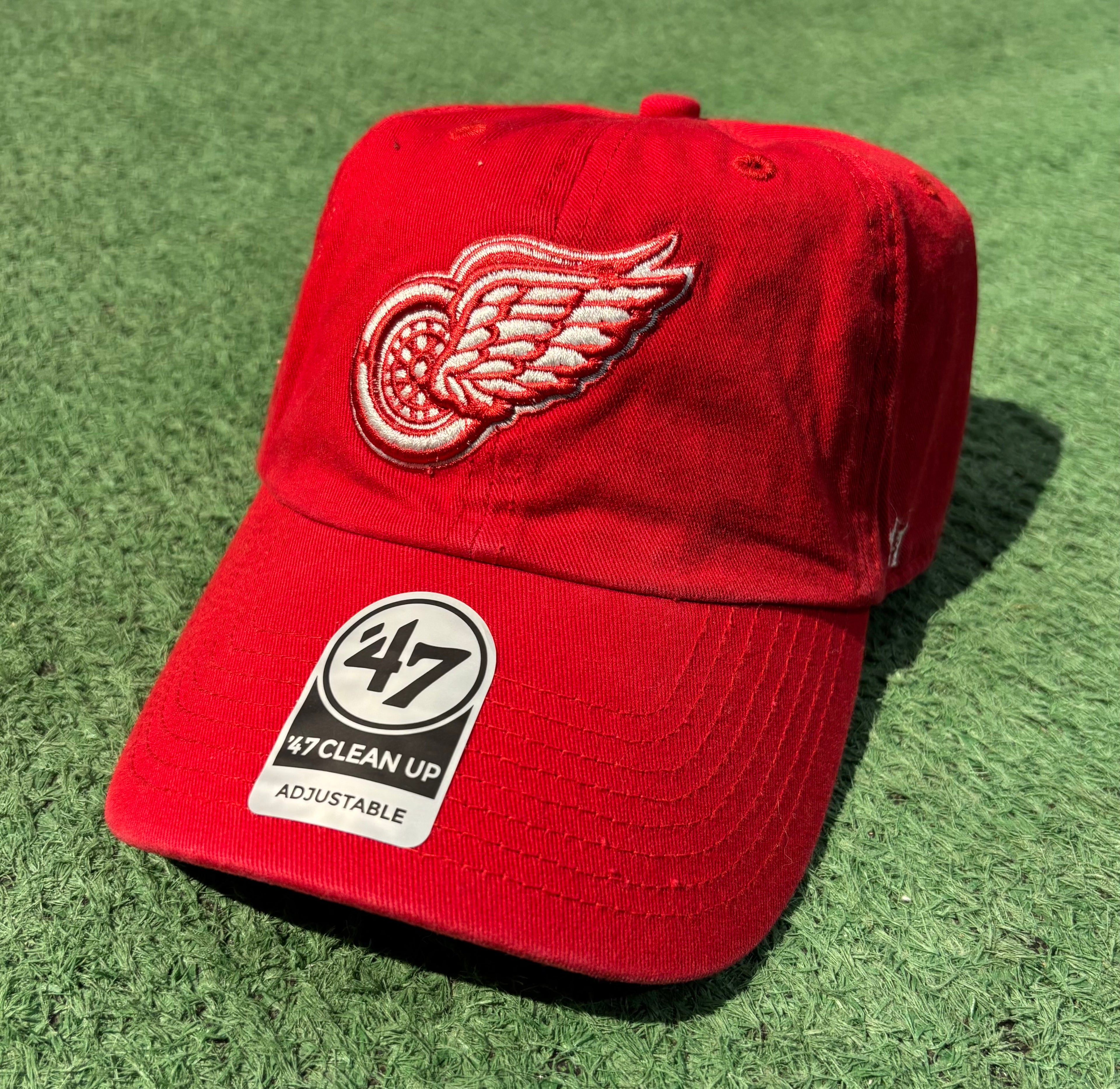 ‘47 Brand Detroit Red Wings Adjustable Dad Hat