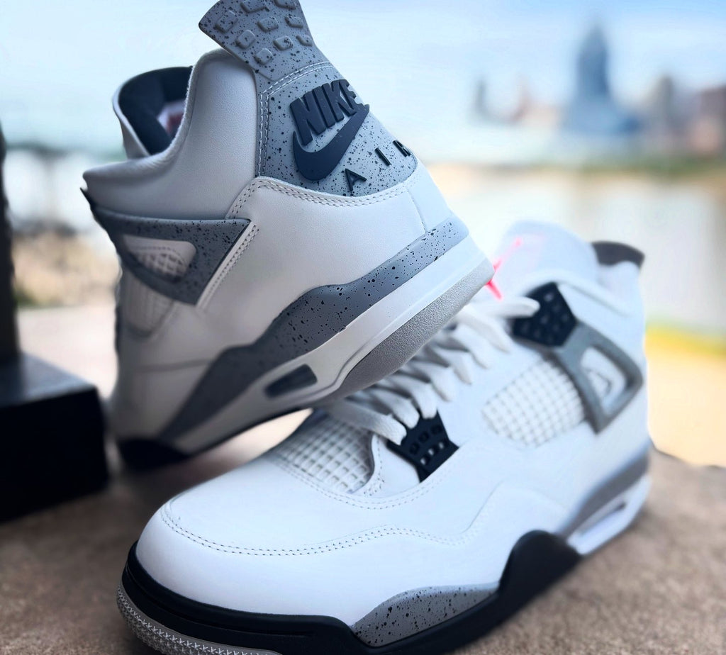 Jordan 4 White cement
