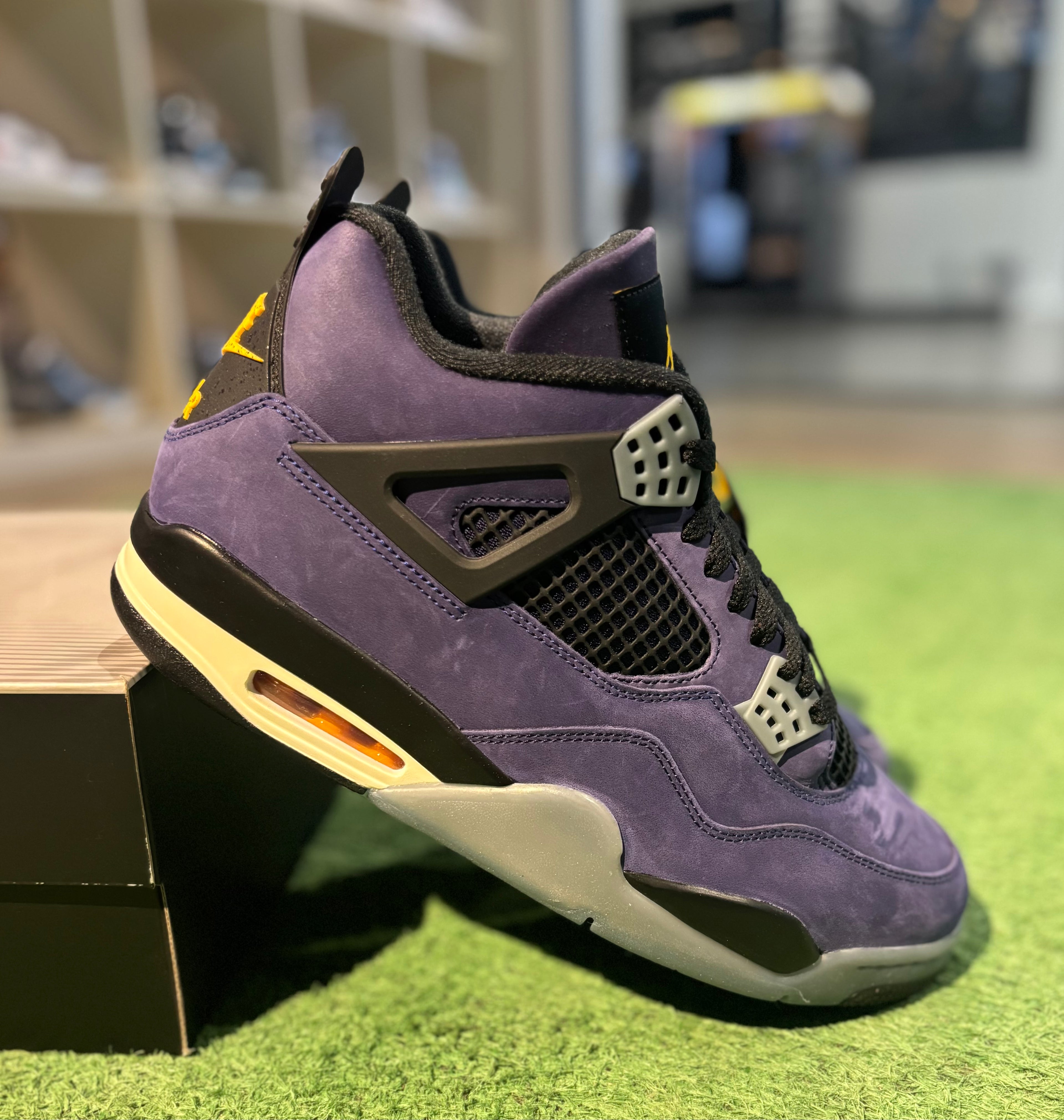 Jordan 4 Lakers