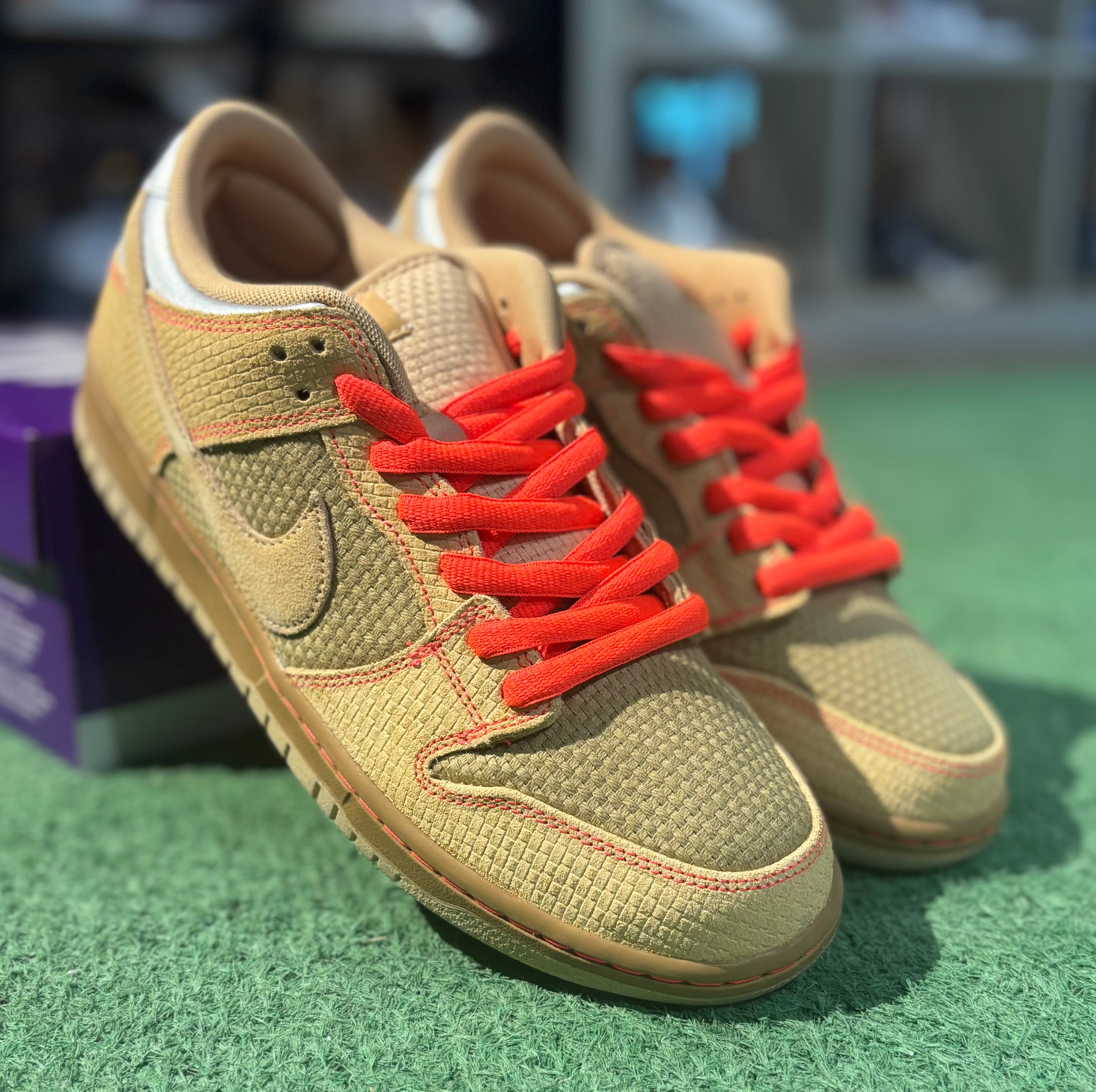 Nike Dunk SB Som Tum
